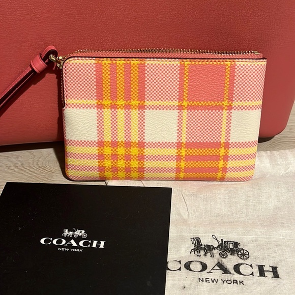 New with and Dust Cover Coach Plaid Wristlet - Picture 3 of 5